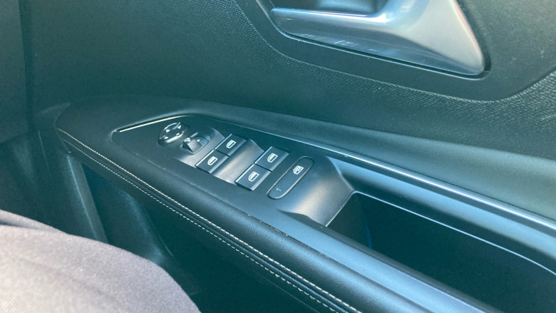 Peugeot 5008 1.5 BlueHDi GT 5dr EAT8 Diesel Estate